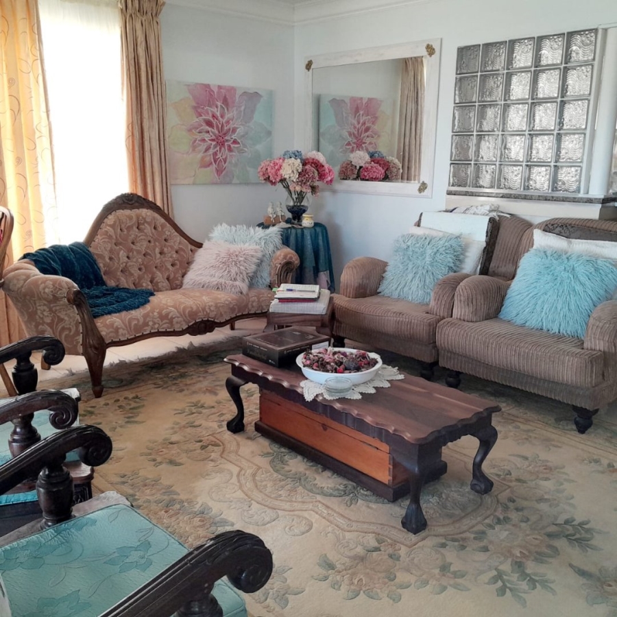 4 Bedroom Property for Sale in Wavecrest Eastern Cape